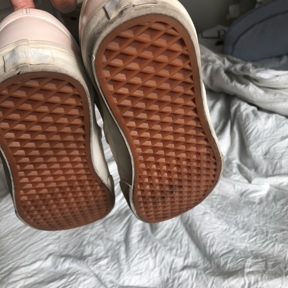 Pale Pink Leather Vans Classic Slip-on - Picture 2 of 4